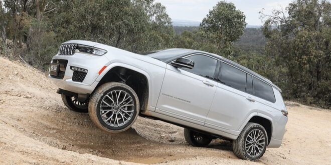 How Many Miles Does a Jeep Grand Cherokee Last?